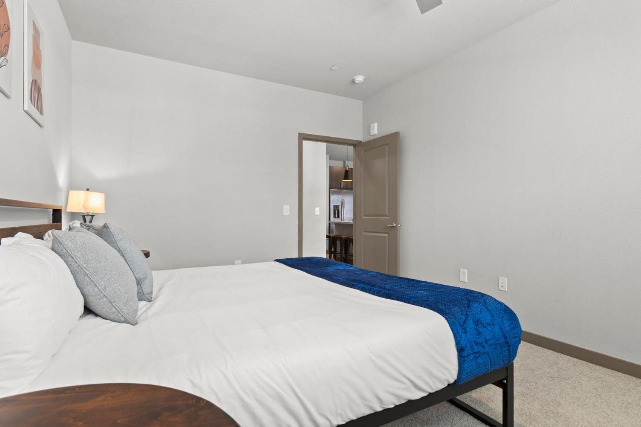 Cozysuites Phx Roro Gym, Pool, Pets, Parking! #9 Phoenix Exterior photo