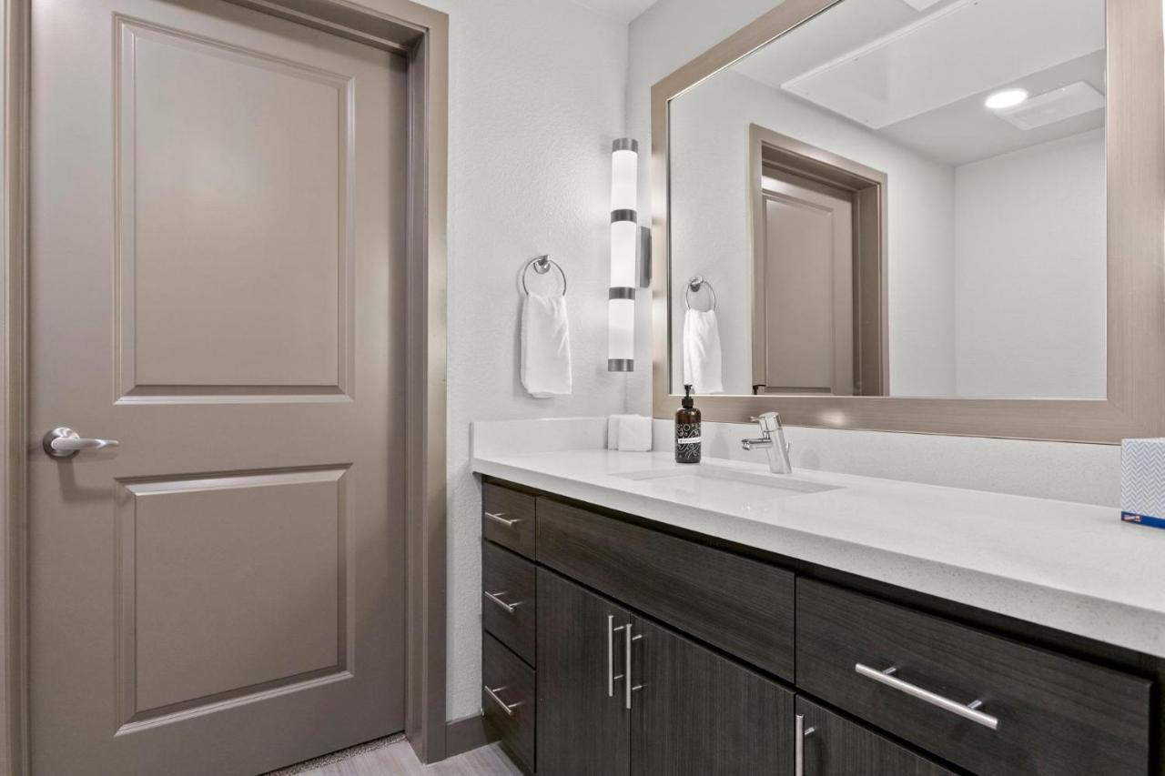 Cozysuites Phx Roro Gym, Pool, Pets, Parking! #9 Phoenix Exterior photo