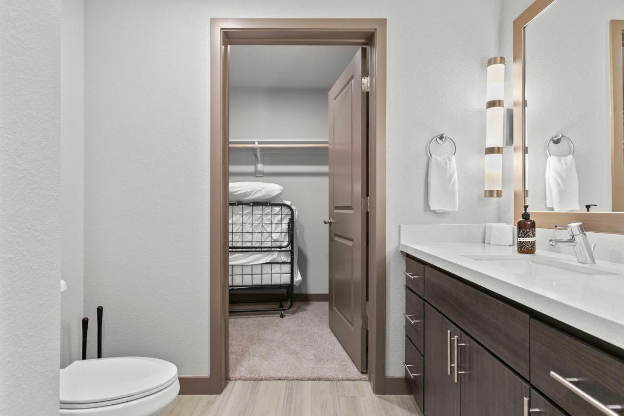 Cozysuites Phx Roro Gym, Pool, Pets, Parking! #9 Phoenix Exterior photo